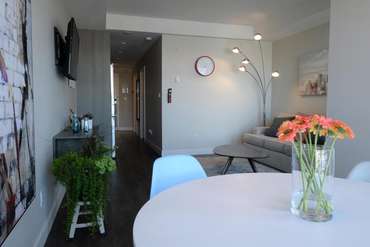Clean 4Th Floor 1 Bedroom Apt In Old Town China Town Victoria Exterior photo